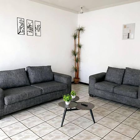 فيلا La Casa Rosa مونتيري المظهر الخارجي الصورة